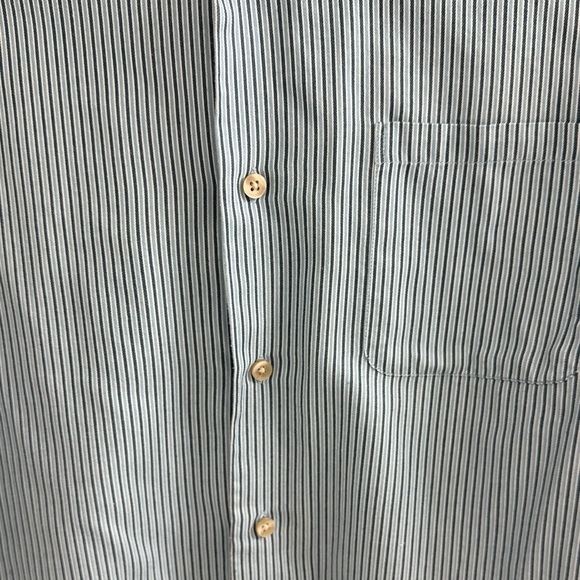 Van Heusen Men's Light Blue Pinstripe Shirt - Picture 2 of 5